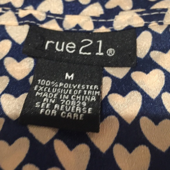 🛍2 for $30🛍NWOT Slip on Cap sleeve slip on dress with heart design - Picture 3 of 4